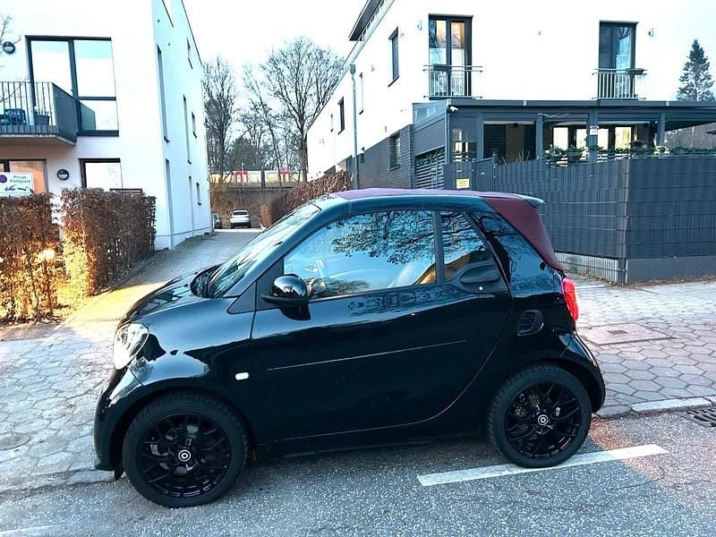 Schwarz Gebraucht 2016 Smart ForTwo Cabrio Brabus Cabrio | 13.900 € (Guter Preis) - Bild 1/4