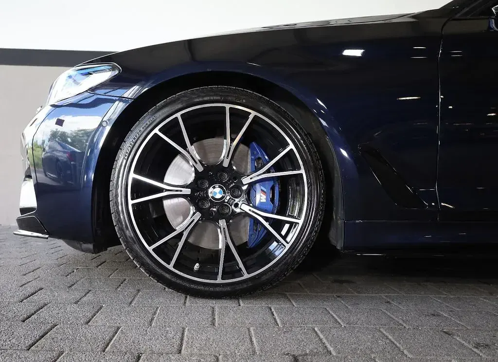 Gebraucht BMW M550 Performance 462 PS (339 kW) 2018 Schwarz Limousine