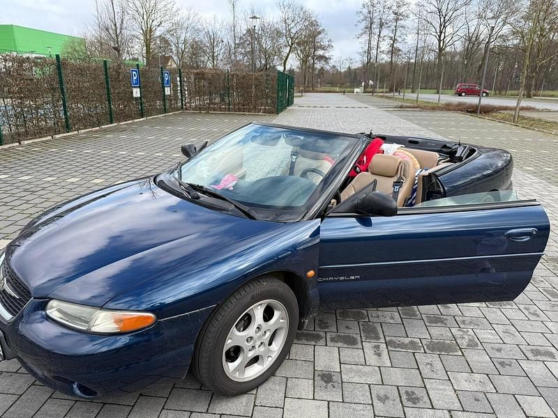 Gebraucht Chrysler Stratus 165 PS (121 kW) 2000 Blau Limousine