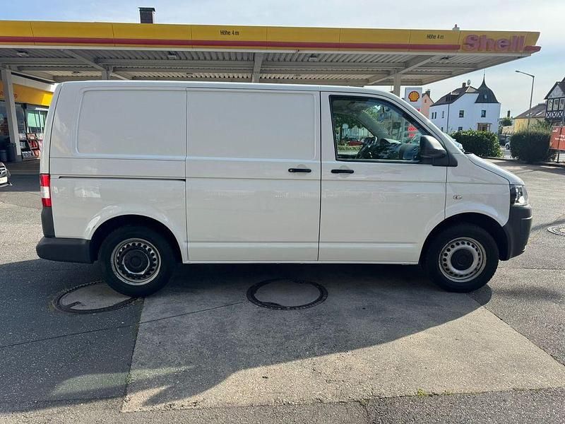 Gebraucht VW T5 102 PS (75 kW) 2011 Weiß Van