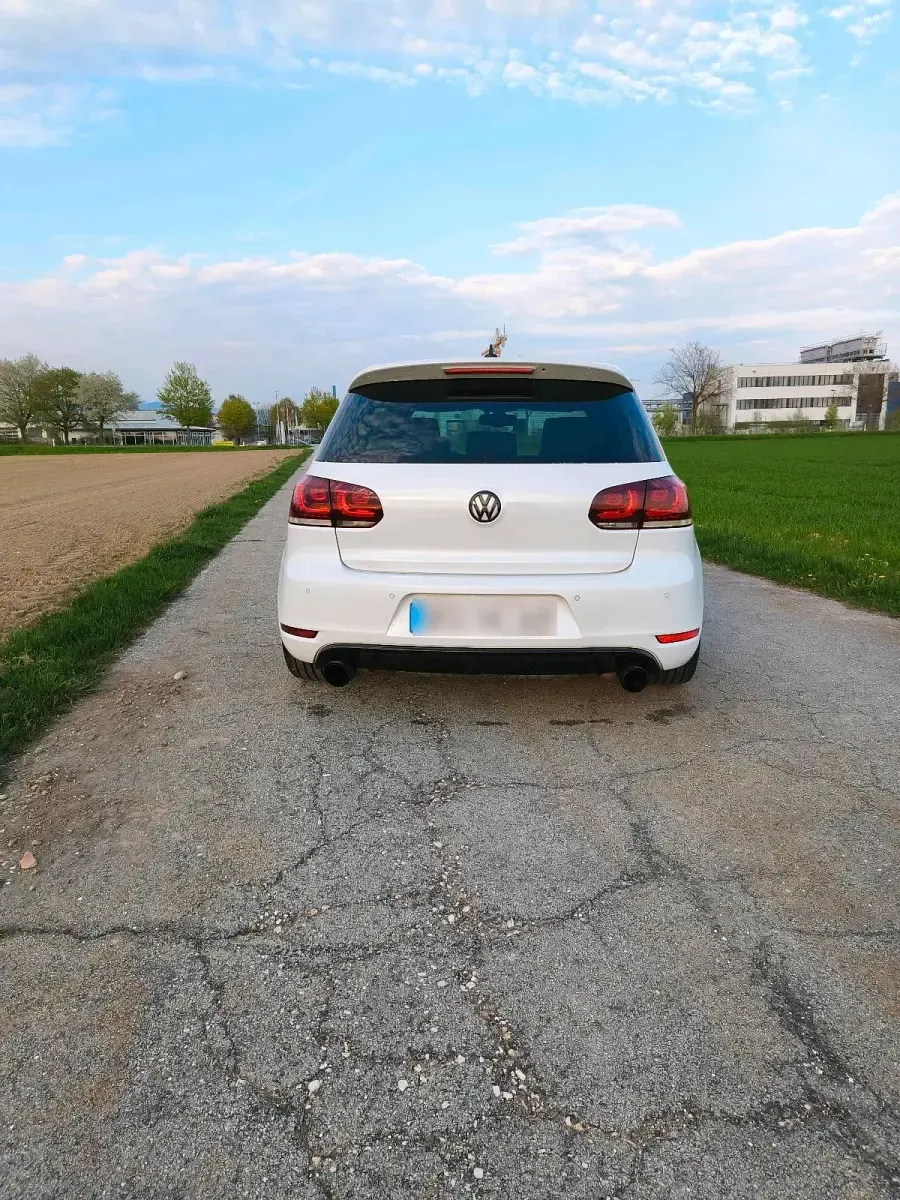 Gebraucht VW Golf VII Edition 235 PS (172 kW) 2012 Weiß Kleinwagen