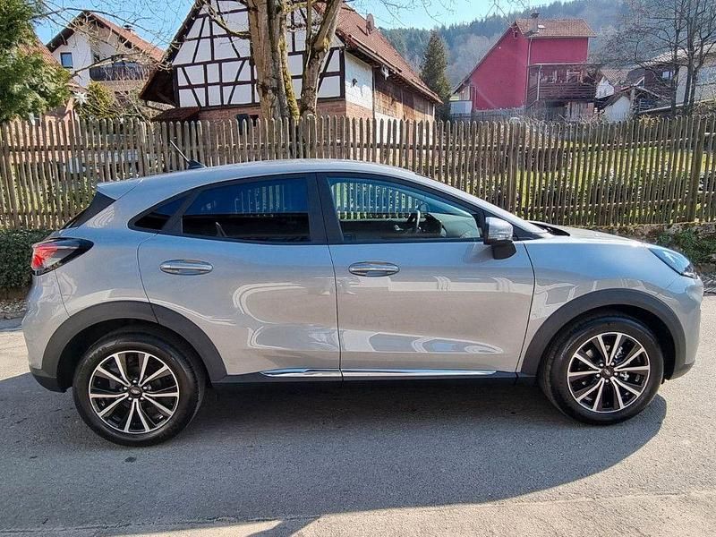 Gebraucht Ford Puma Titanium 125 PS (91 kW) 2024 Silber SUV