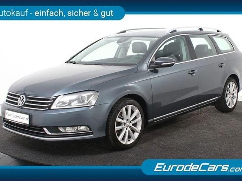 Gebraucht VW Passat Highline 140 PS (102 kW) 2014 Grau Kombi