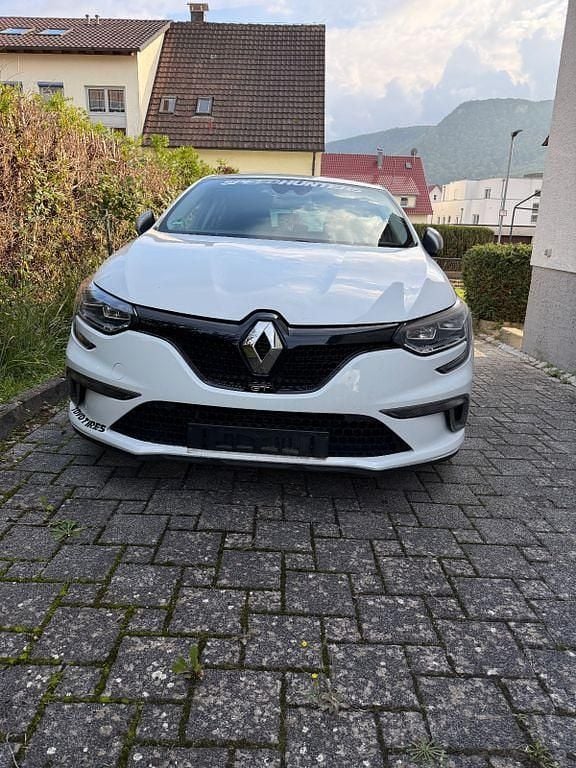 Weiß Gebraucht 2018 Renault Mégane GT GT Coupé | 15.000 € (Guter Preis) - Bild 1/4
