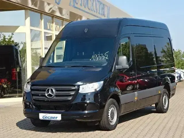 Używany Mercedes Sprinter 190 KM (139 kW) 2021 Andere Van