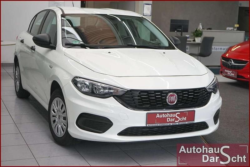 Gebraucht Fiat Tipo 95 PS (69 kW) 2020 Weiß Limousine