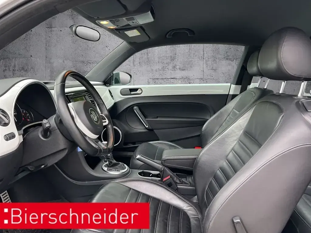 Gebraucht VW Beetle Sport 200 PS (147 kW) 2011 Weiss Kleinwagen