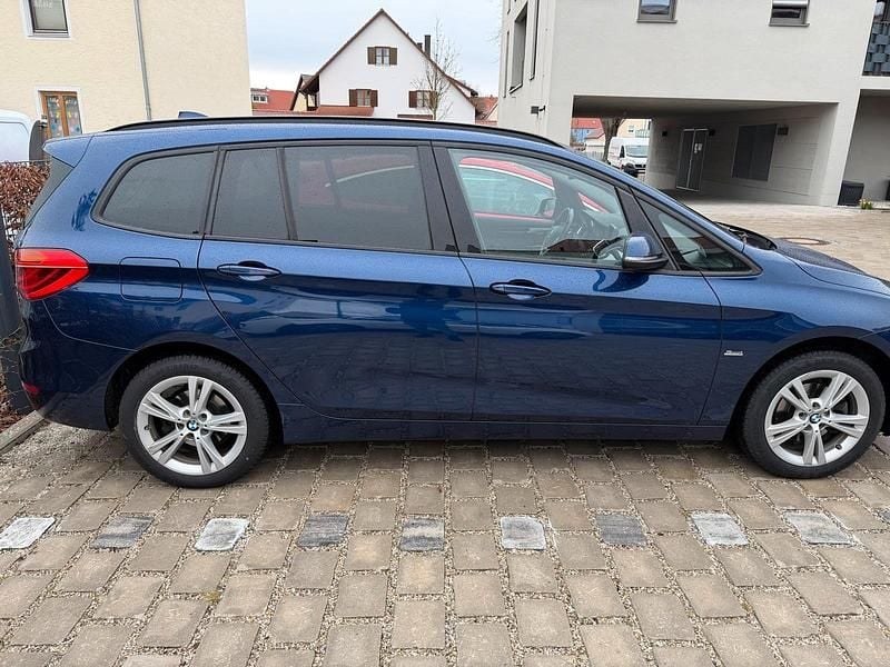 Gebraucht BMW 216 116 PS (85 kW) 2016 Blau Limousine