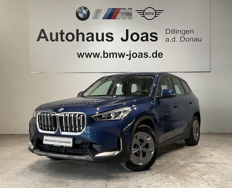 Blau Gebraucht 2023 BMW iX1 Performance SUV | 36.500 € (Fairer Preis) - Bild 1/4