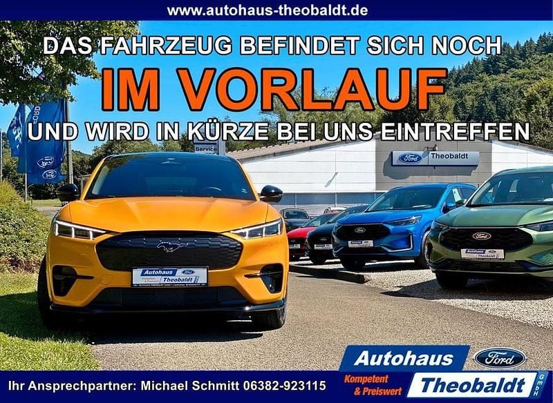Neu Ford Focus Active X 155 PS (114 kW) 2025 Silber Limousine