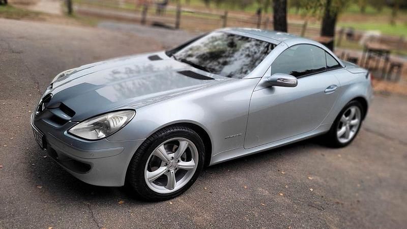 Silber Gebraucht 2005 Mercedes SLK200 Cabrio | 11.999 € (Teuer) - Bild 1/4