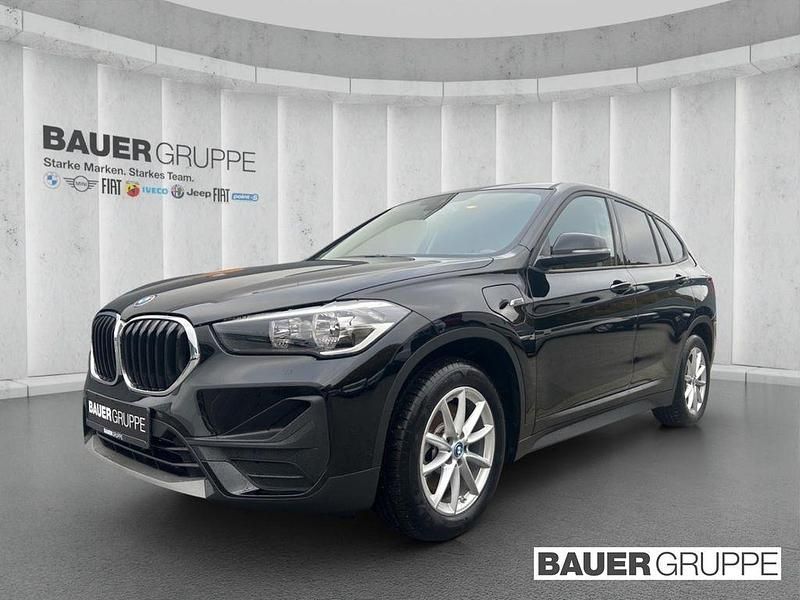 Schwarz Gebraucht 2022 BMW X1 Advantage SUV | 27.930 € (Fairer Preis) - Bild 1/4