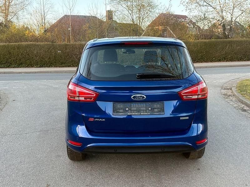 Usata Ford B-MAX SYNC Edition 101 CV (74 kW) 2017 Blu Monovolume