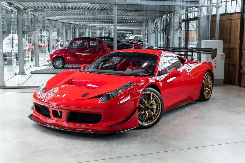 Gebraucht Ferrari 458 570 PS (419 kW) 2011 Rosso corsa Coupé