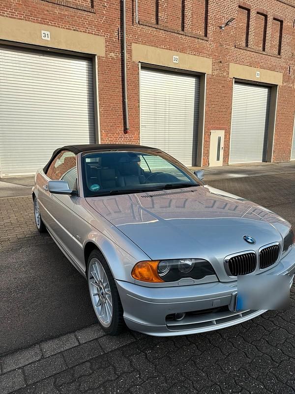 Silber Gebraucht 2000 BMW 323 Cabriolet Cabrio | 11.499 € (Etwas zu teuer) - Bild 1/4