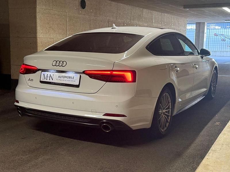 Gebraucht Audi A5 Sportback S-Line 190 PS (139 kW) 2019 Weiß Kleinwagen