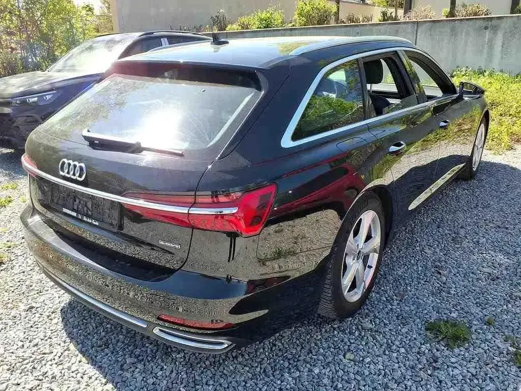 Gebraucht Audi A6 Design 265 PS (194 kW) 2023 Mythosschwarz Kombi