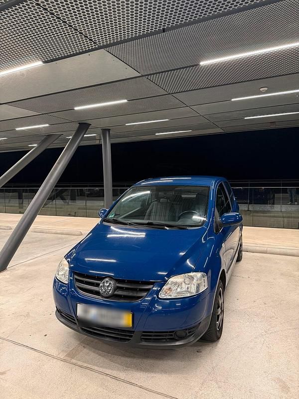 Blau Gebraucht 2007 VW Fox Kleinwagen | 1.499 € (Guter Preis) - Bild 1/4