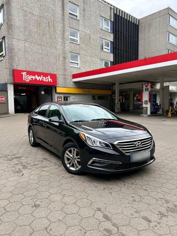 Gebraucht Hyundai Sonata 164 PS (120 kW) 2015 Schwarz Limousine