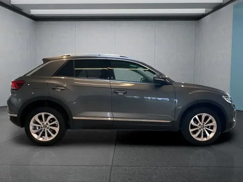Gebraucht VW T-Roc 110 PS (80 kW) 2022 Grau SUV