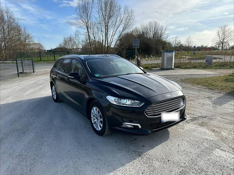 Gebraucht Ford Mondeo 179 PS (131 kW) 2016 Schwarz Kombi