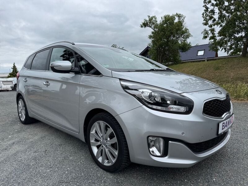Silber Gebraucht 2014 Kia Carens Spirit Van / Kleinbus | 10.900 € (Fairer Preis) - Bild 1/4