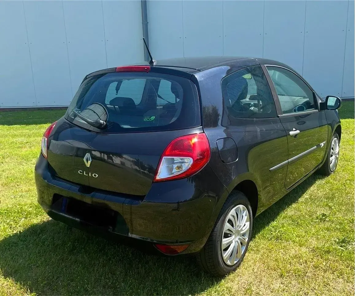 Gebraucht Renault Clio II 2010 Schwarz Coupé