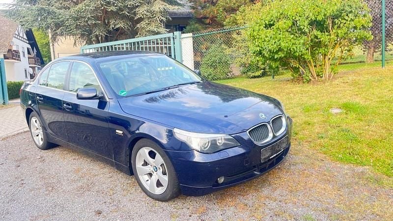 Gebraucht BMW 520 170 PS (125 kW) 2004 Blau Limousine