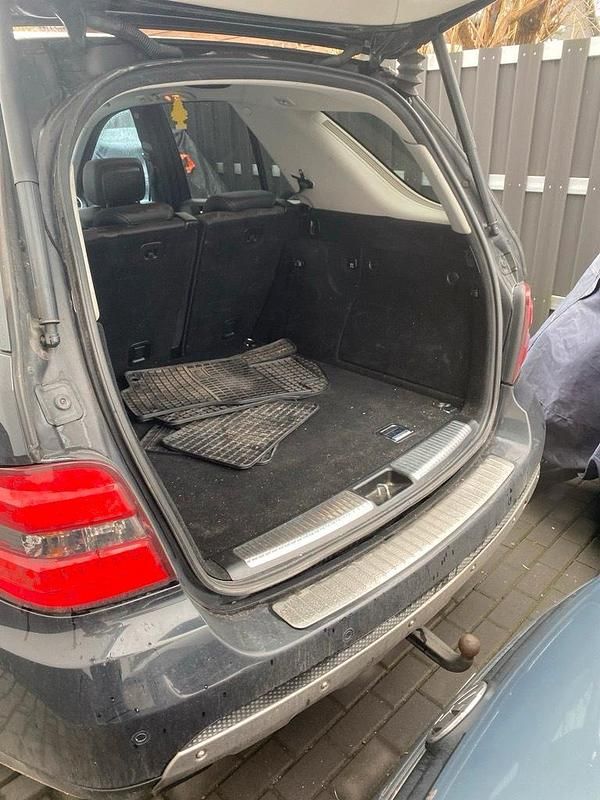 Gebraucht Mercedes ML280 190 PS (139 kW) 2005 Schwarz SUV