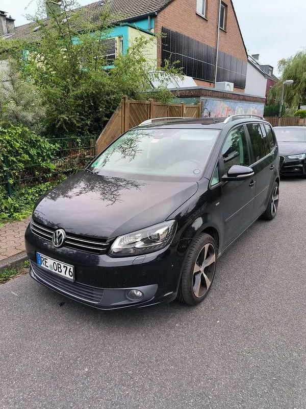 Gebraucht VW Touran Match 140 PS (102 kW) 2012 Van / Kleinbus