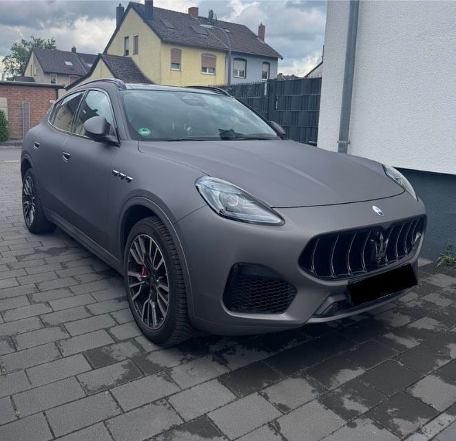 Grau Gebraucht 2023 Maserati Grecale GT SUV | 69.990 € (Fairer Preis) - Bild 1/3