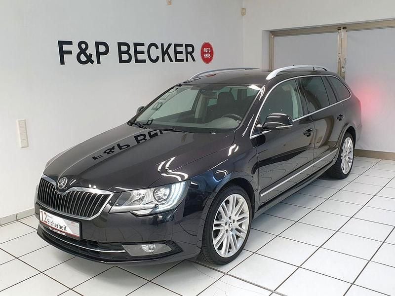 Schwarz Gebraucht 2014 Skoda Superb Ambition Kombi | 11.490 € (Fairer Preis) - Bild 1/4
