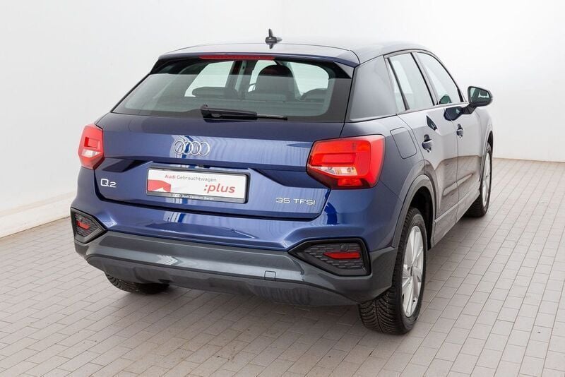 Gebraucht Audi Q2 Advanced Plus 150 PS (110 kW) 2024 Navarrablau metallic SUV