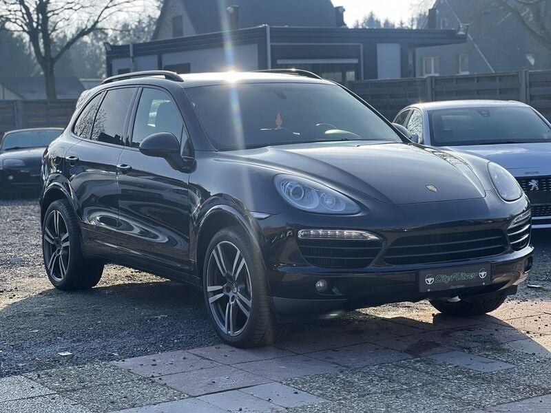 Schwarz Gebraucht 2012 Porsche Cayenne SUV | 22.800 € (Superpreis) - Bild 1/4