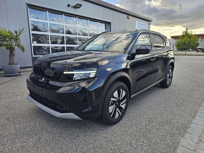 Karbonschwarz Neu 2025 Opel Frontera SUV | 25.950 € (Superpreis) - Bild 1/4