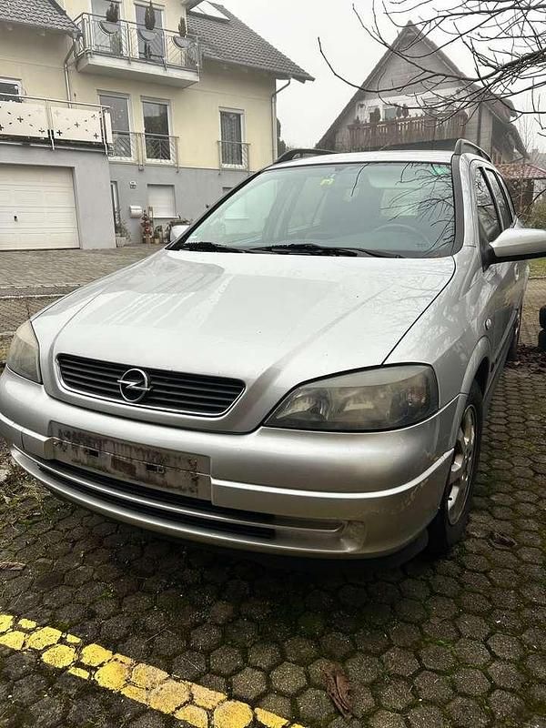 Gebraucht Opel Astra 103 PS (75 kW) 2004 Silber Kombi