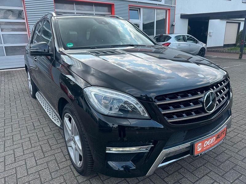 Schwarz Gebraucht 2014 Mercedes ML350 SUV | 19.900 € (Teuer) - Bild 1/4