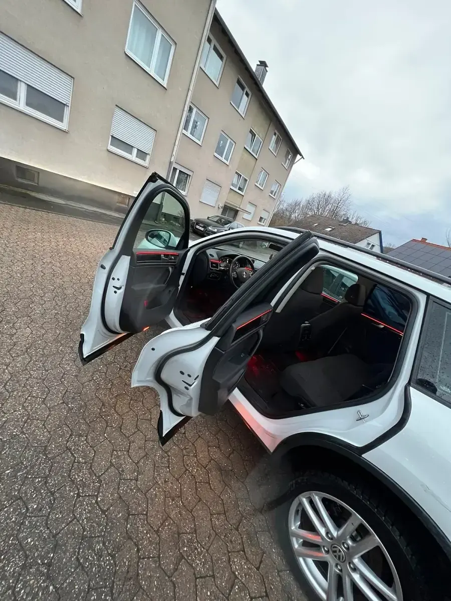 Gebraucht VW Touareg 204 PS (150 kW) 2013 Weiß SUV