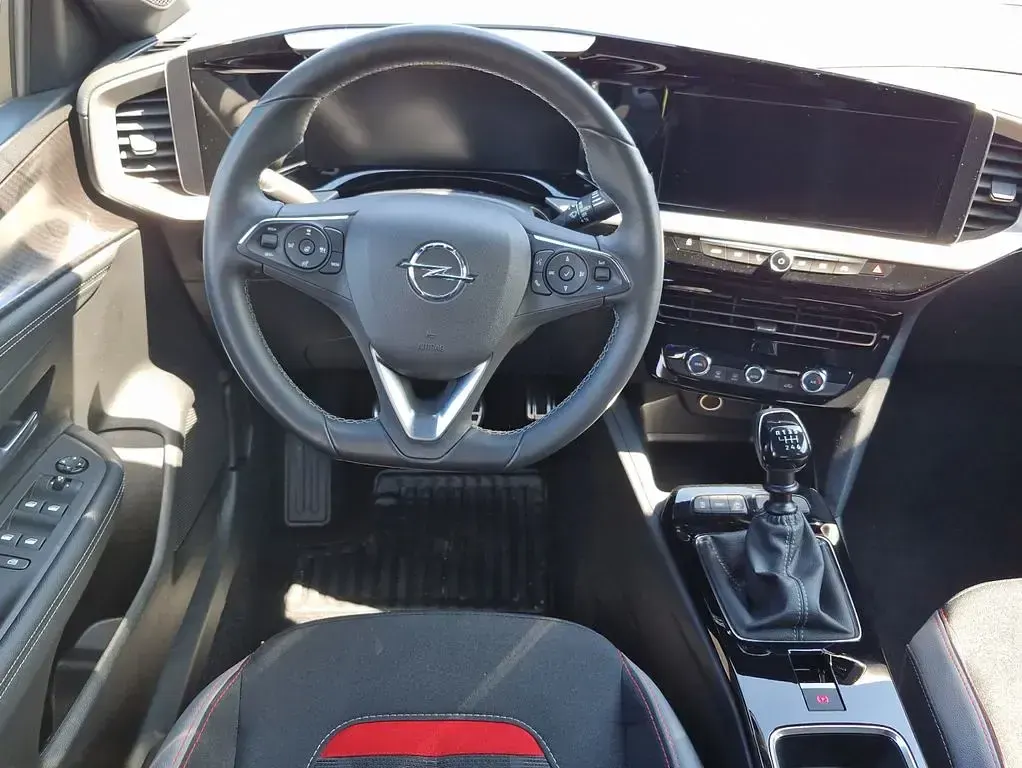 Gebraucht Opel Mokka 136 PS (100 kW) 2023 Rot SUV