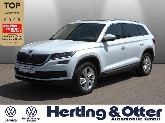 Weiss Gebraucht 2017 Skoda Kodiaq Style SUV | 23.900 € (Fairer Preis) - Bild 1/4