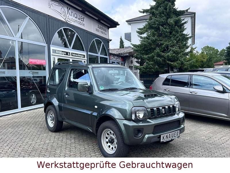 Grün Gebraucht 2016 Suzuki Jimny Ranger SUV | 12.900 € (Fairer Preis) - Bild 1/4