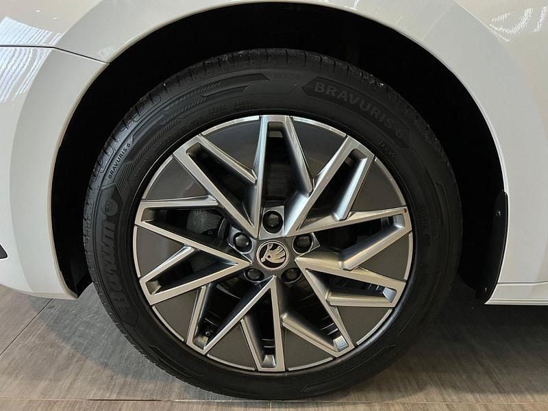 Gebraucht Skoda Octavia 150 PS (110 kW) 2022 Weiß Kombi