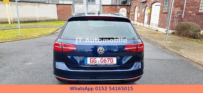 Gebraucht VW Passat Highline 150 PS (110 kW) 2018 Blau Kombi