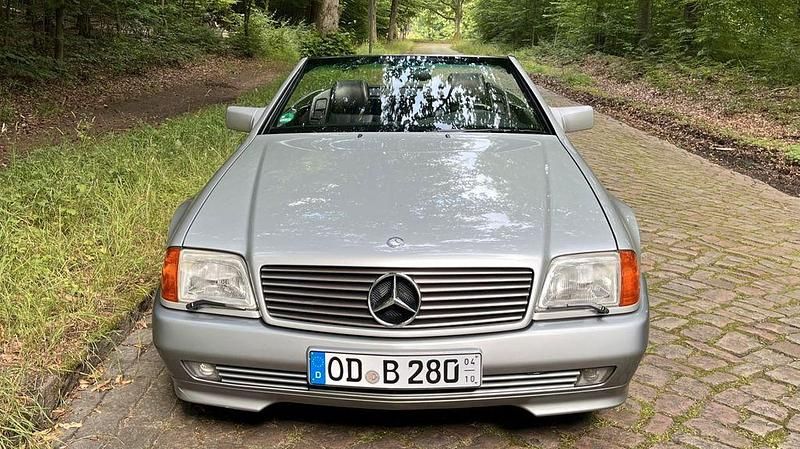 Gebraucht Mercedes SL300 231 PS (169 kW) 1992 Silber Cabrio