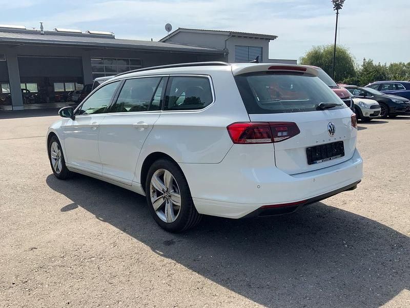 Gebraucht VW Passat Business 150 PS (110 kW) 2019 Weiß Kombi