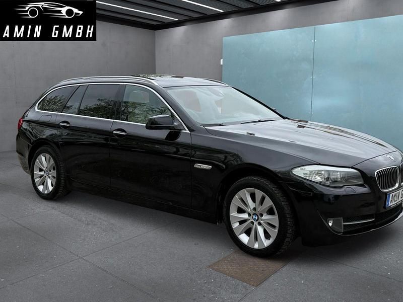 Gebraucht BMW 520 184 PS (135 kW) 2011 Schwarz Kombi