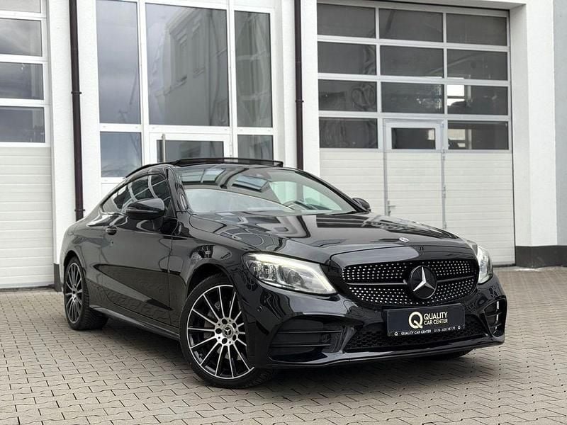 Schwarz Gebraucht 2020 Mercedes C300 AMG Coupé | 38.490 € (Fairer Preis) - Bild 1/4