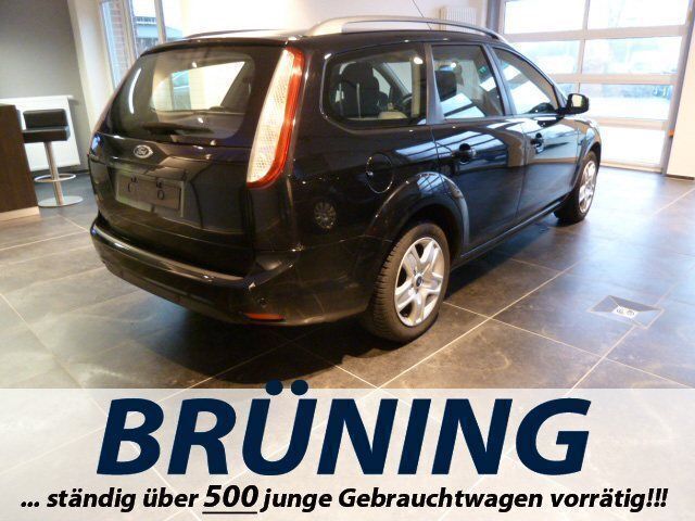 Gebraucht Ford Focus Style 101 PS (74 kW) 2010 Schwarz metallic Kombi