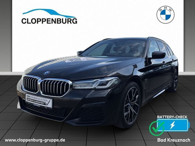 Schwarz Gebraucht 2022 BMW 530e Shadowline Kombi | 35.985 € (Guter Preis) - Bild 1/4