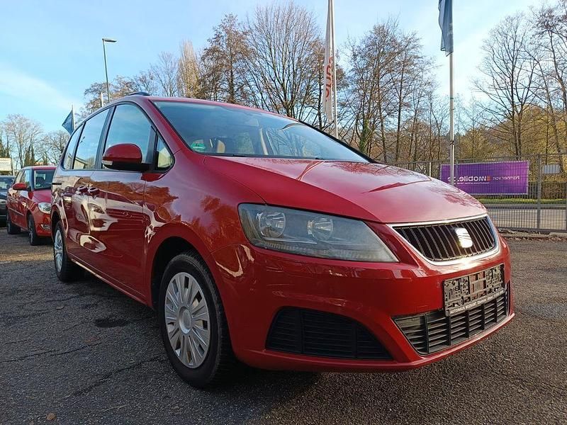 Gebraucht Seat Alhambra Reference 140 PS (102 kW) 2011 Salsa Van / Kleinbus